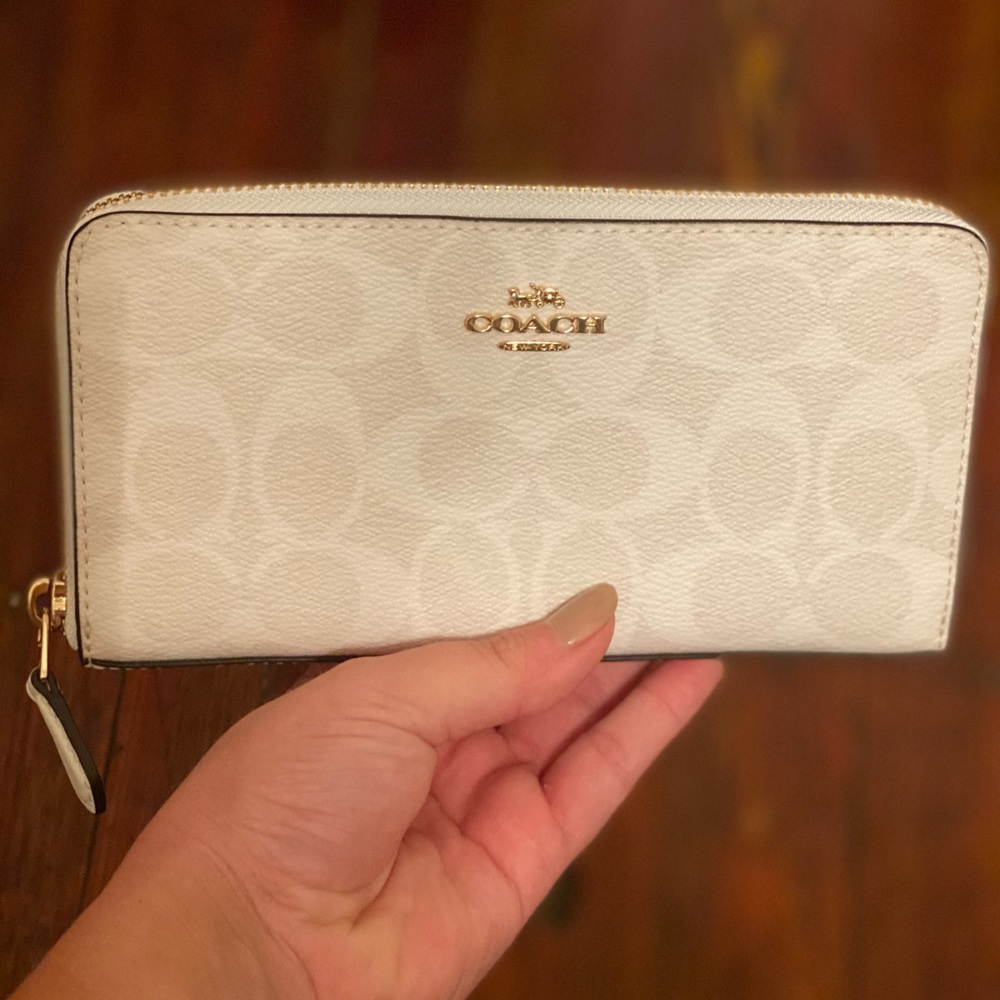 Coach Accordion Wallet